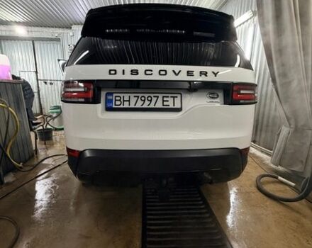 Белый Ленд Ровер Дискавери, объемом двигателя 3 л и пробегом 128 тыс. км за 31500 $, фото 2 на Automoto.ua
