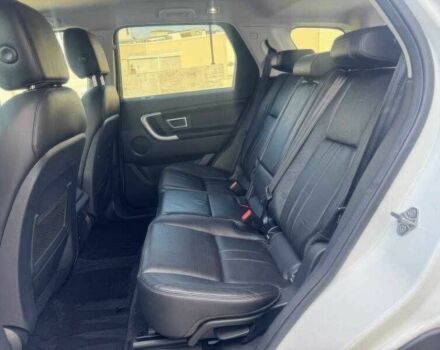 Білий Ленд Ровер Діскавері, об'ємом двигуна 2 л та пробігом 76 тис. км за 9900 $, фото 15 на Automoto.ua