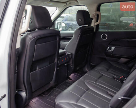 Белый Ленд Ровер Дискавери, объемом двигателя 2 л и пробегом 115 тыс. км за 35555 $, фото 36 на Automoto.ua