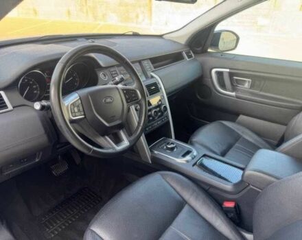 Білий Ленд Ровер Діскавері, об'ємом двигуна 2 л та пробігом 76 тис. км за 9900 $, фото 7 на Automoto.ua