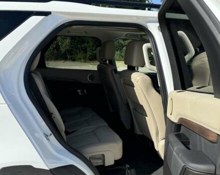 Белый Ленд Ровер Дискавери, объемом двигателя 3 л и пробегом 105 тыс. км за 29300 $, фото 8 на Automoto.ua