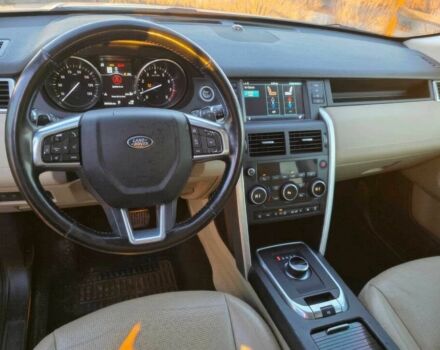 Белый Ленд Ровер Дискавери, объемом двигателя 2 л и пробегом 46 тыс. км за 7000 $, фото 8 на Automoto.ua