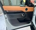 Білий Ленд Ровер Діскавері, об'ємом двигуна 3 л та пробігом 114 тис. км за 35900 $, фото 32 на Automoto.ua