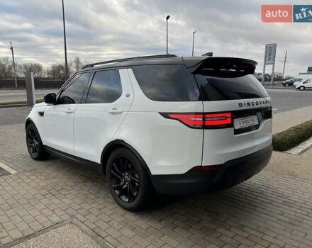 Білий Ленд Ровер Діскавері, об'ємом двигуна 2.99 л та пробігом 155 тис. км за 36000 $, фото 4 на Automoto.ua