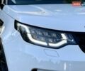 Ленд Ровер Дискавери 2018 в Днепре (Днепропетровске) на Automoto.ua Белый Ленд Ровер Дискавери, объемом двигателя 2.99 л и пробегом 154 тыс. км за 36900 $, фото 9 на Automoto.ua
