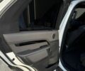 Білий Ленд Ровер Діскавері, об'ємом двигуна 3 л та пробігом 157 тис. км за 22900 $, фото 34 на Automoto.ua