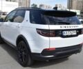 Білий Ленд Ровер Діскавері, об'ємом двигуна 2 л та пробігом 92 тис. км за 25600 $, фото 11 на Automoto.ua