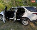 Білий Ленд Ровер Діскавері, об'ємом двигуна 3 л та пробігом 159 тис. км за 32000 $, фото 11 на Automoto.ua