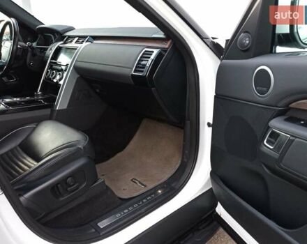 Белый Ленд Ровер Дискавери, объемом двигателя 2.99 л и пробегом 171 тыс. км за 35900 $, фото 18 на Automoto.ua