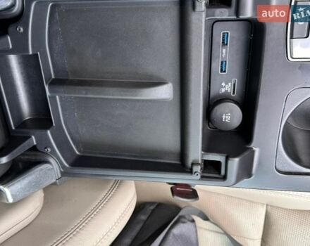 Белый Ленд Ровер Дискавери, объемом двигателя 3 л и пробегом 155 тыс. км за 24900 $, фото 15 на Automoto.ua