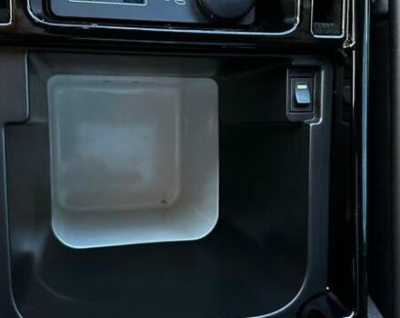 Білий Ленд Ровер Діскавері, об'ємом двигуна 3 л та пробігом 99 тис. км за 44500 $, фото 21 на Automoto.ua