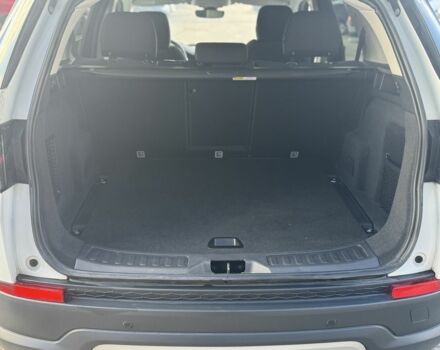 Белый Ленд Ровер Дискавери, объемом двигателя 2 л и пробегом 55 тыс. км за 24000 $, фото 7 на Automoto.ua