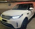 Білий Ленд Ровер Діскавері, об'ємом двигуна 2 л та пробігом 48 тис. км за 39000 $, фото 11 на Automoto.ua