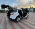 Білий Ленд Ровер Діскавері, об'ємом двигуна 2 л та пробігом 55 тис. км за 24273 $, фото 4 на Automoto.ua