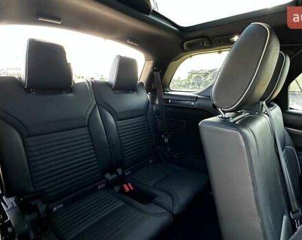 Білий Ленд Ровер Діскавері, об'ємом двигуна 3 л та пробігом 99 тис. км за 44500 $, фото 37 на Automoto.ua