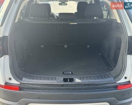 Белый Ленд Ровер Дискавери, объемом двигателя 2 л и пробегом 55 тыс. км за 24000 $, фото 6 на Automoto.ua