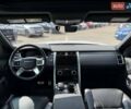 Білий Ленд Ровер Діскавері, об'ємом двигуна 3 л та пробігом 154 тис. км за 46990 $, фото 31 на Automoto.ua