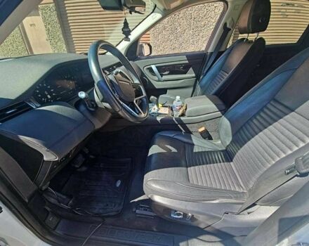 Білий Ленд Ровер Діскавері, об'ємом двигуна 0 л та пробігом 28 тис. км за 32000 $, фото 5 на Automoto.ua