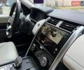 Білий Ленд Ровер Діскавері, об'ємом двигуна 3 л та пробігом 107 тис. км за 45500 $, фото 32 на Automoto.ua