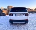 Білий Ленд Ровер Діскавері, об'ємом двигуна 2 л та пробігом 90 тис. км за 26500 $, фото 6 на Automoto.ua