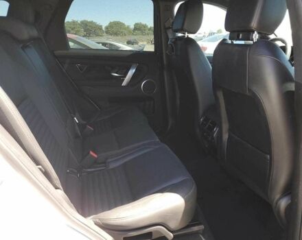 Белый Ленд Ровер Дискавери, объемом двигателя 2 л и пробегом 36 тыс. км за 10000 $, фото 10 на Automoto.ua