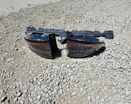 Белый Ленд Ровер Дискавери, объемом двигателя 2 л и пробегом 36 тыс. км за 10000 $, фото 12 на Automoto.ua