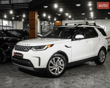 Белый Ленд Ровер Дискавери, объемом двигателя 2 л и пробегом 27 тыс. км за 53000 $, фото 1 на Automoto.ua