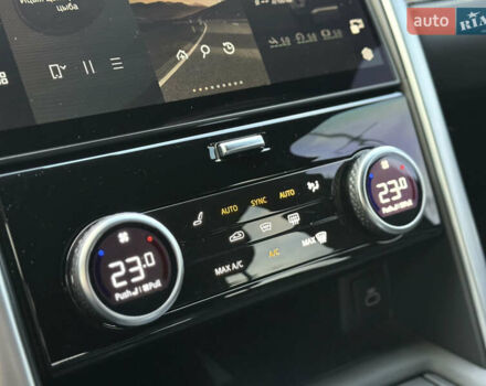 Білий Ленд Ровер Діскавері, об'ємом двигуна 3 л та пробігом 116 тис. км за 67500 $, фото 30 на Automoto.ua