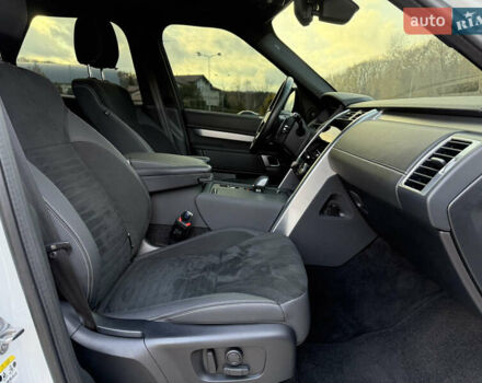 Білий Ленд Ровер Діскавері, об'ємом двигуна 3 л та пробігом 116 тис. км за 67500 $, фото 26 на Automoto.ua