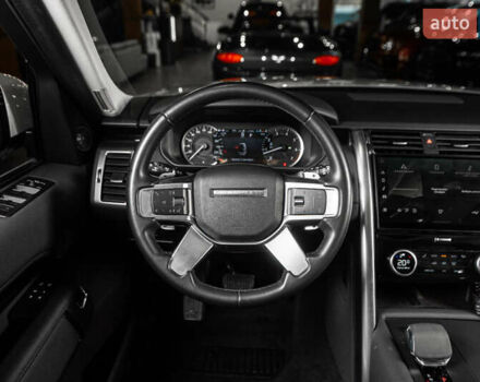 Белый Ленд Ровер Дискавери, объемом двигателя 2 л и пробегом 27 тыс. км за 53000 $, фото 12 на Automoto.ua