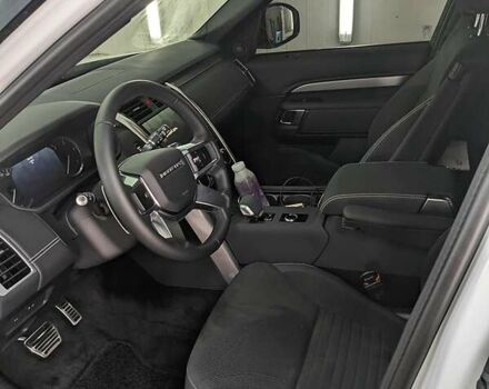 Білий Ленд Ровер Діскавері, об'ємом двигуна 3 л та пробігом 101 тис. км за 69500 $, фото 3 на Automoto.ua