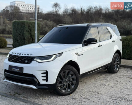 Білий Ленд Ровер Діскавері, об'ємом двигуна 3 л та пробігом 116 тис. км за 67500 $, фото 2 на Automoto.ua