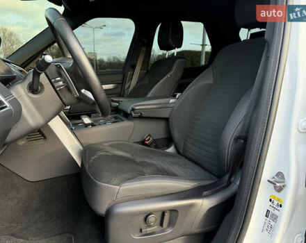 Білий Ленд Ровер Діскавері, об'ємом двигуна 3 л та пробігом 116 тис. км за 67500 $, фото 15 на Automoto.ua