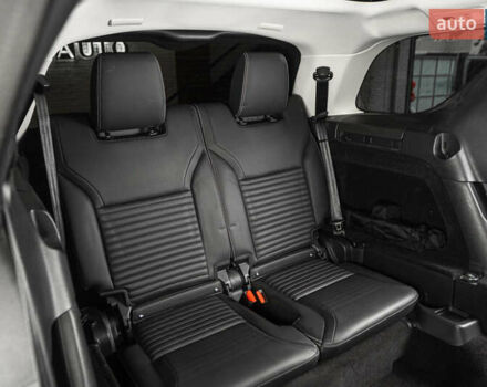 Білий Ленд Ровер Діскавері, об'ємом двигуна 2 л та пробігом 27 тис. км за 49900 $, фото 14 на Automoto.ua