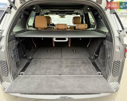 Ленд Ровер Діскавері 2024 у Києві на Automoto.ua Білий Ленд Ровер Діскавері, об'ємом двигуна 3 л та пробігом 2 тис. км за 70000 $, фото 9 на Automoto.ua