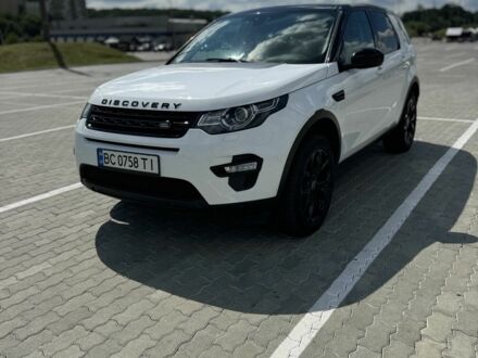 Ленд Ровер Дискавери 2016 в Львове на Automoto.ua Белый Ленд Ровер Дискавери, объемом двигателя 2 л и пробегом 114 тыс. км за 22000 $, фото 1 на Automoto.ua