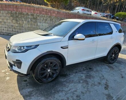 Білий Ленд Ровер Діскавері, об'ємом двигуна 2 л та пробігом 193 тис. км за 5600 $, фото 1 на Automoto.ua