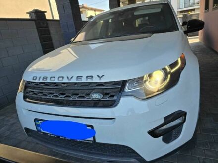 Ленд Ровер Дискавери 2017 в Ровно на Automoto.ua Белый Ленд Ровер Дискавери, объемом двигателя 2 л и пробегом 44 тыс. км за 19000 $, фото 1 на Automoto.ua