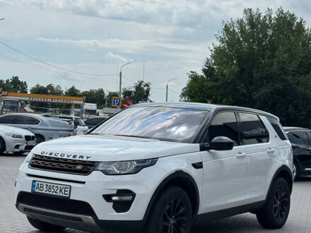 Ленд Ровер Дискавери 2017 в Виннице на Automoto.ua Белый Ленд Ровер Дискавери, объемом двигателя 2 л и пробегом 89 тыс. км за 19700 $, фото 1 на Automoto.ua