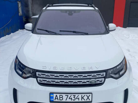 Белый Ленд Ровер Дискавери, объемом двигателя 2.99 л и пробегом 119 тыс. км за 33200 $, фото 1 на Automoto.ua