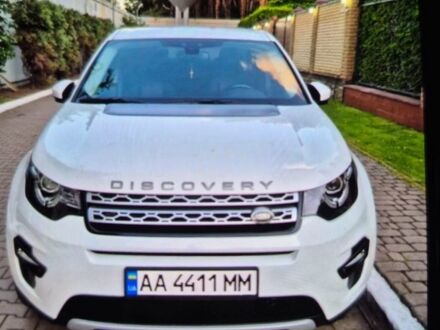 Ленд Ровер Дискавери 2018 в Софіївська Борщагівка на Automoto.ua Белый Ленд Ровер Дискавери, объемом двигателя 2 л и пробегом 108 тыс. км за 29900 $, фото 1 на Automoto.ua