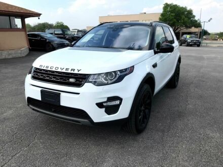 Ленд Ровер Дискавери 2018 в Черкассах на Automoto.ua Белый Ленд Ровер Дискавери, объемом двигателя 2 л и пробегом 47 тыс. км за 7000 $, фото 1 на Automoto.ua