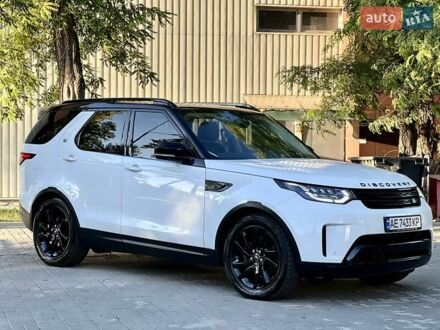 Ленд Ровер Дискавери 2018 в Днепре (Днепропетровске) на Automoto.ua Белый Ленд Ровер Дискавери, объемом двигателя 2.99 л и пробегом 154 тыс. км за 39900 $, фото 1 на Automoto.ua