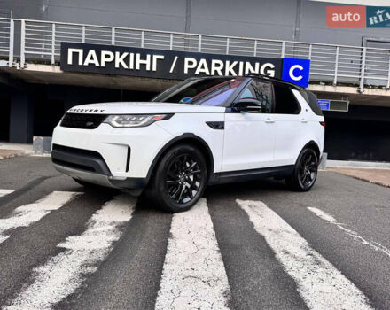 Белый Ленд Ровер Дискавери, объемом двигателя 3 л и пробегом 62 тыс. км за 47000 $, фото 1 на Automoto.ua