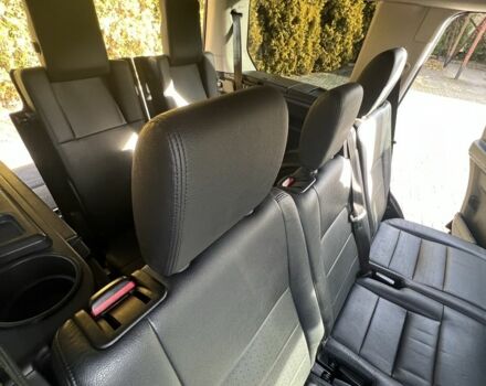 Бежевий Ленд Ровер Діскавері, об'ємом двигуна 2.7 л та пробігом 180 тис. км за 4700 $, фото 8 на Automoto.ua