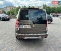 Бежевий Ленд Ровер Діскавері, об'ємом двигуна 2.99 л та пробігом 240 тис. км за 17777 $, фото 3 на Automoto.ua