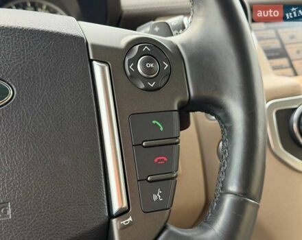 Бежевий Ленд Ровер Діскавері, об'ємом двигуна 3 л та пробігом 164 тис. км за 19000 $, фото 52 на Automoto.ua