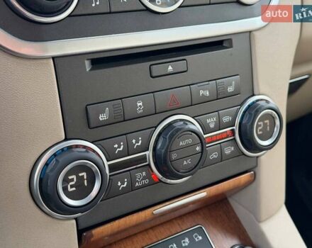 Бежевий Ленд Ровер Діскавері, об'ємом двигуна 3 л та пробігом 164 тис. км за 19000 $, фото 59 на Automoto.ua