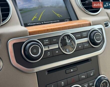 Бежевий Ленд Ровер Діскавері, об'ємом двигуна 3 л та пробігом 164 тис. км за 19000 $, фото 58 на Automoto.ua