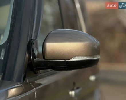 Бежевий Ленд Ровер Діскавері, об'ємом двигуна 3 л та пробігом 164 тис. км за 19000 $, фото 8 на Automoto.ua